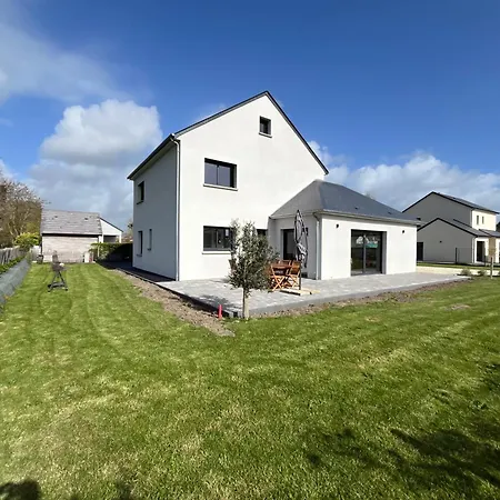 Holiday home Entre Terre Et *